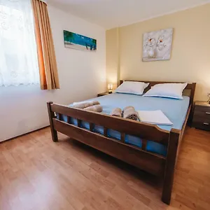  Apartment Old Town Krizeva